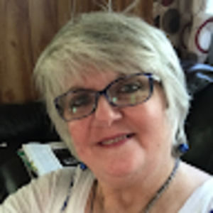 Meet your Posher, Fay